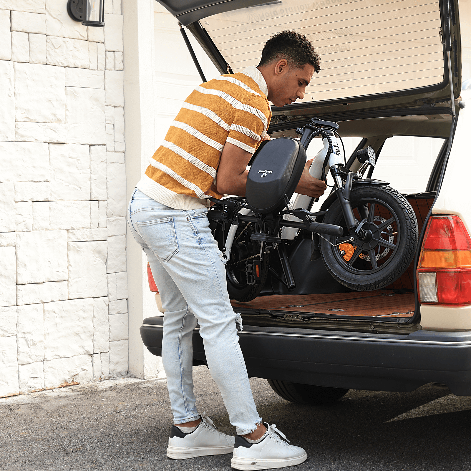 Bicicleta eléctrica plegable compacta Bodywel T16 Pro